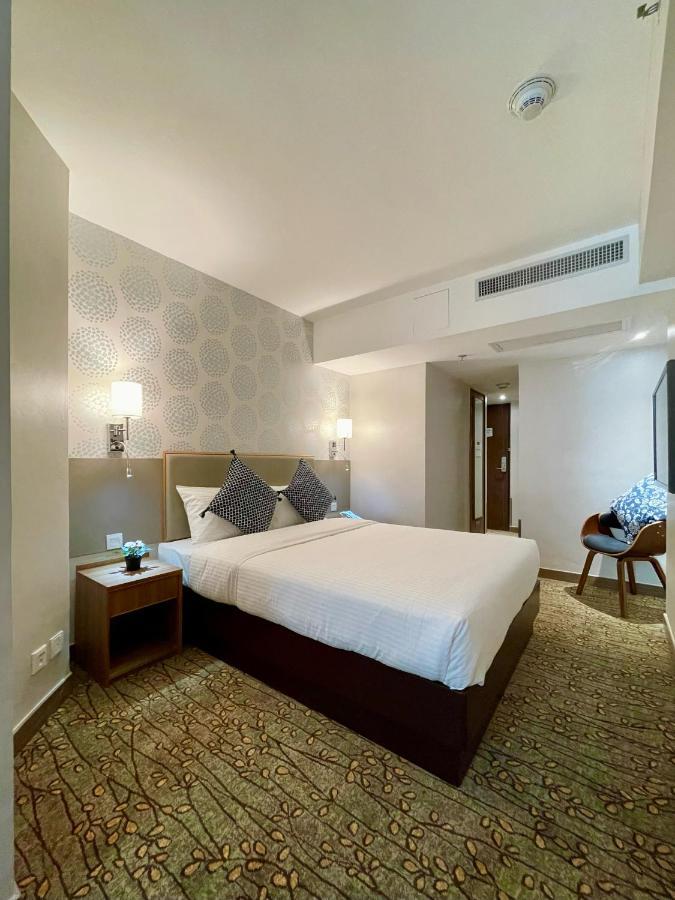 Lander Grand Hotel Hongkong Exteriör bild